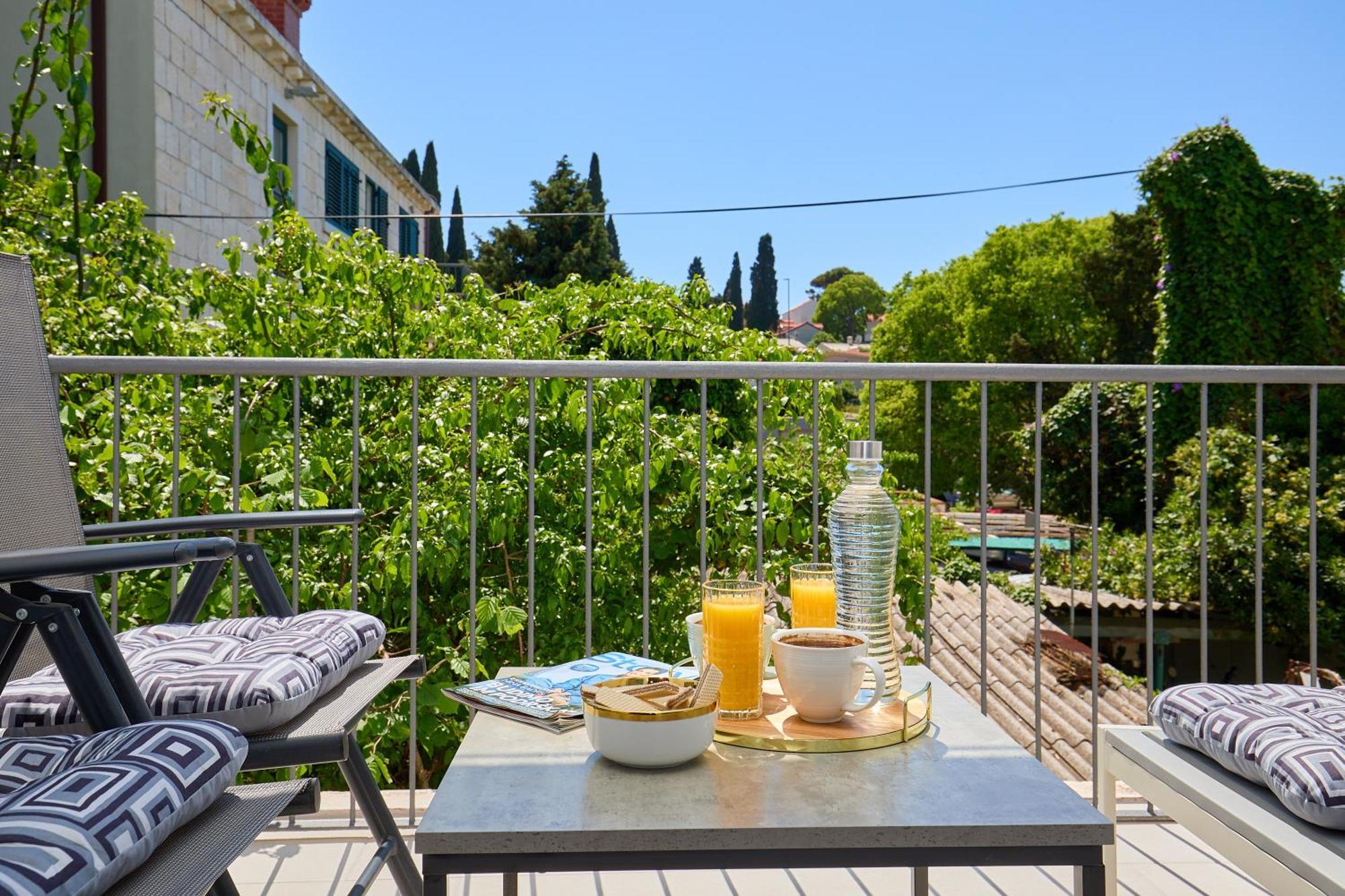 Apartament Golden Rose - Walking Distance 1 Km From Old Town Dubrownik Zewnętrze zdjęcie